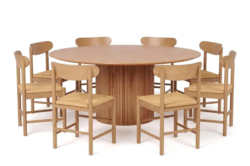 Kopparbo spisegruppe rund 180 cm eik med 8 Malte spisestoler, Eik