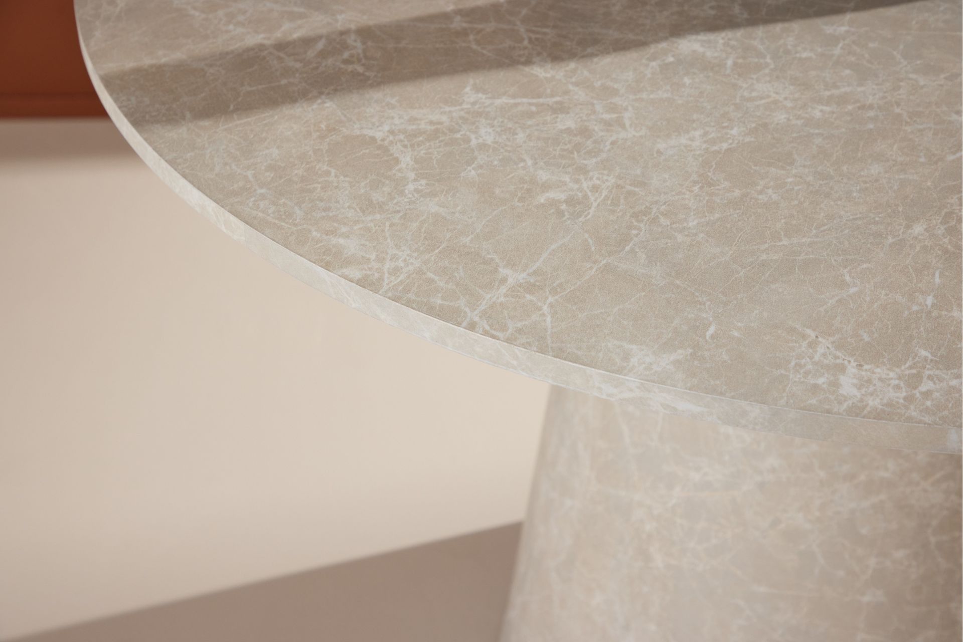 Lanzo Spisebord 120 cm Rundt - Beige - Møbler - Bord - Spisebord & kjøkkenbord