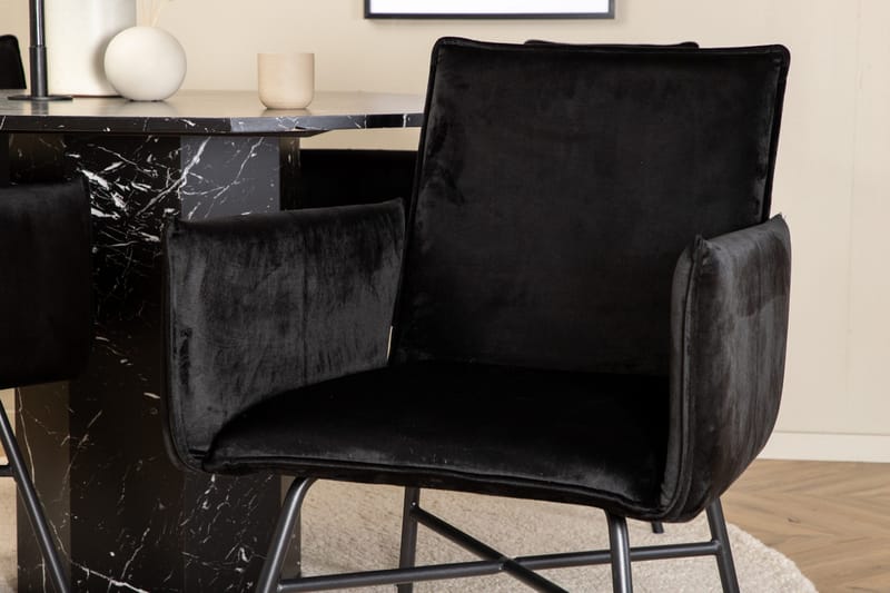 Marbs Spisegruppe 110 cm Rund med 4 Petra Stoler - Sort - Møbler - Bord - Spisegrupper