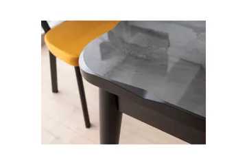 Morin Spisebord 130 cm Rektangulær - Sort - Møbler - Bord - Spisebord & kjøkkenbord