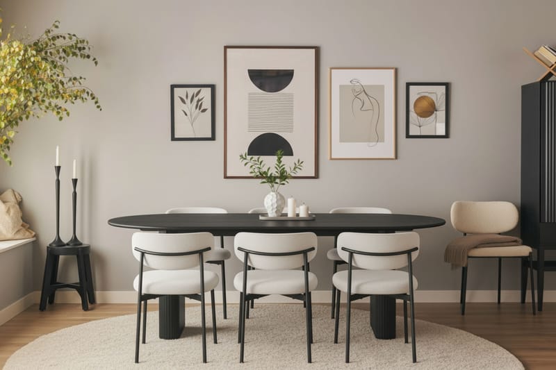 Noira Ovalt Spisebord 220 cm med 6 Lucy Spisestoler - Svart / Hvit Bouclé / Metallben Svart - Møbler - Bord - Spisegrupper