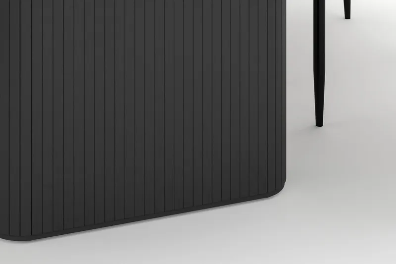 Noira Ovalt Spisebord 220 cm med 6 Sawako Stoler - Svart - Møbler - Bord - Spisegrupper