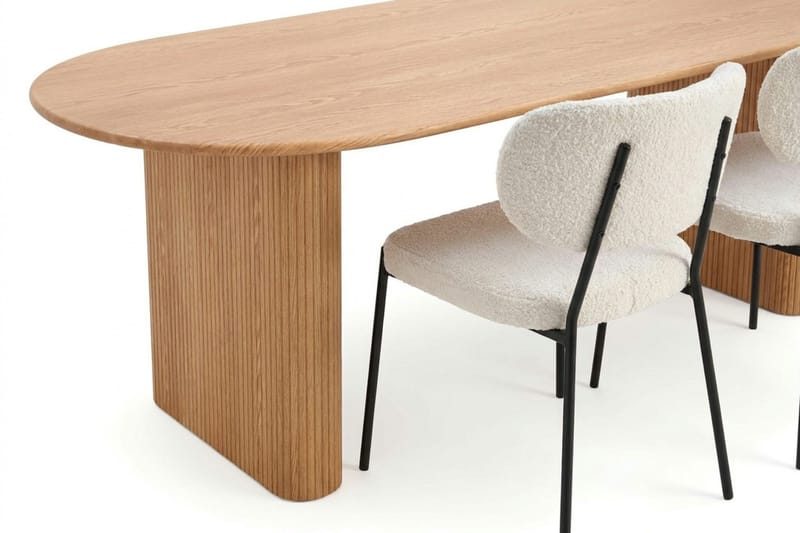 Noira spisegruppe rektangulær 220 cm eik med 6 Gemmiano spisestoler - Eik - Møbler - Bord - Spisegrupper