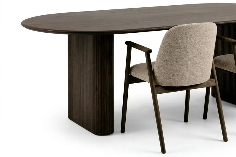 Noira spisegruppe uttrekkbar 160–220 cm røkt eik med 6 Reciclar spisestoler - Røkt eik - Møbler - Bord - Spisegrupper