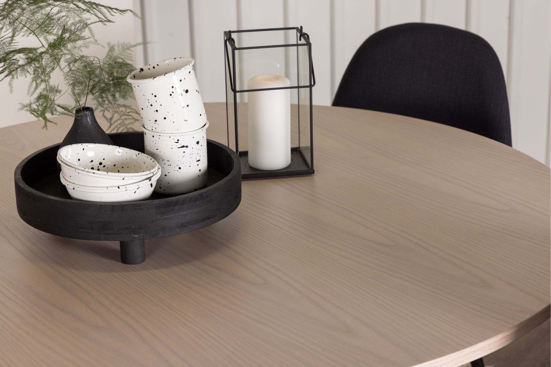 Olivia Spisegruppe 110 cm Rund med 4 Polar Stoler - Whitewash - Møbler - Bord - Spisegrupper