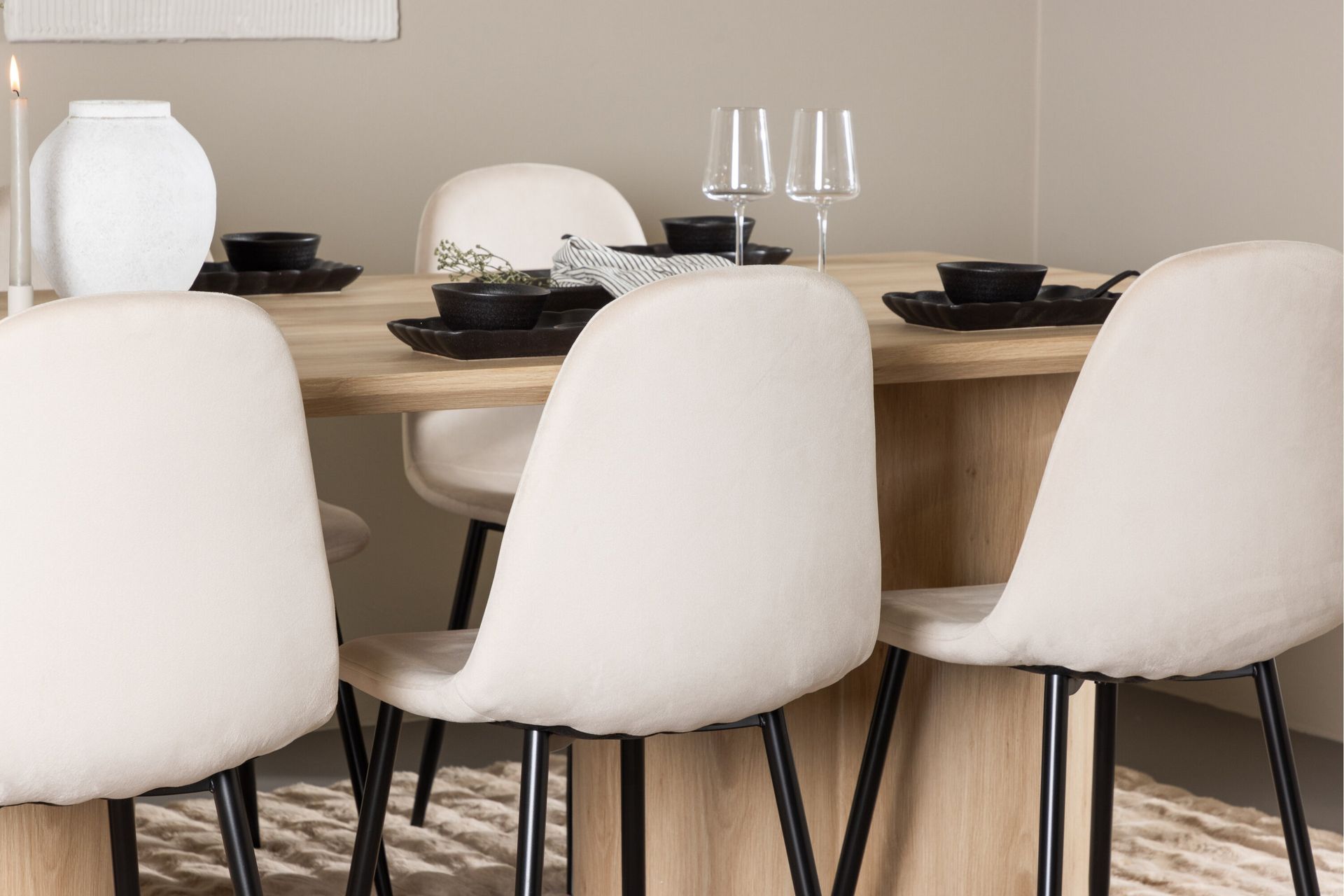 Olivia Spisegruppe 210 cm Rektangulær med 6 Polar stoler - Whitewash/Beige - Møbler - Bord - Spisegrupper