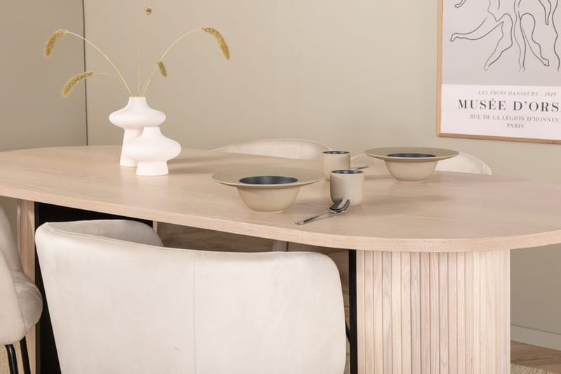 Oval spisegruppe Venture Home Bianca, Berit - Møbler - Bord - Spisegrupper