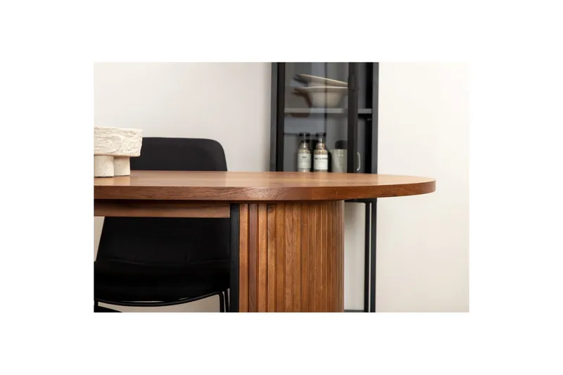 Ovalt spisesett Bianca, Muce - 200x90x75 - Møbler - Bord - Spisegrupper