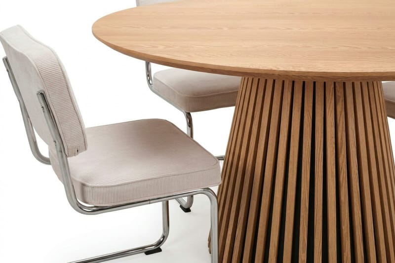 Peyra spisegruppe rund 130 cm eik med 6 Milva spisestoler - Eik - Møbler - Bord - Spisegrupper