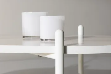 Pueblo 65,5 cm Ovalt Sofabord i Lyst Tre - Hvit - Møbler - Bord - Sofabord