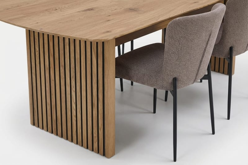 Richeto Spisegruppe Eik 240 cm med 6 Elsie Spisestoler - Eik/Grå - Møbler - Bord - Spisegrupper