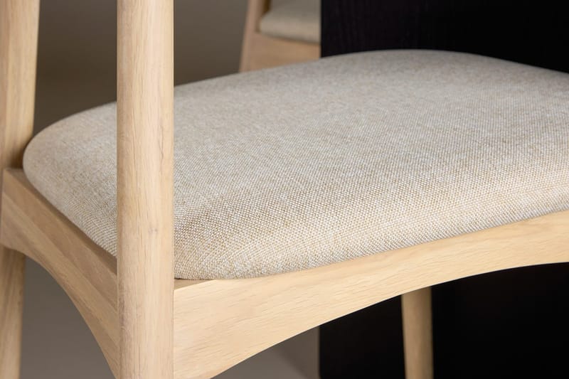 Rund spisegruppe Tyresö 120 cm rund med 4 Ven stoler - Svart/Whitewash - Møbler - Bord - Spisegrupper