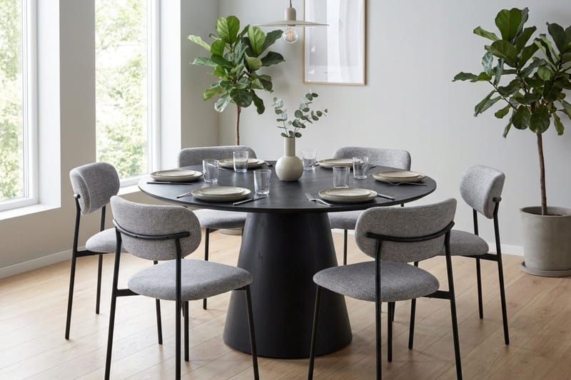 Siena rund spisegruppe 130 cm med 6 Lucy spisestoler - Svartbeiset eik - Møbler - Bord - Spisegrupper