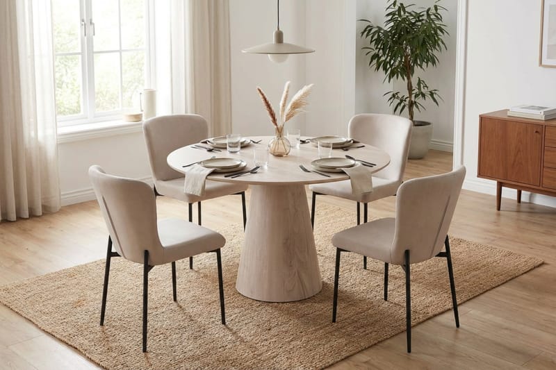Siena spisegruppe rund 110 cm hvitlasert med 4 Elsie spisestoler - Hvitbeiset eik - Møbler - Bord - Spisegrupper
