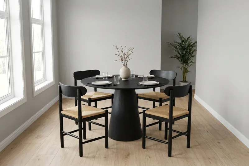 Siena Spisegruppe rund 110 cm Svart med 4 Malte Spisestoler - Møbler - Bord - Spisegrupper