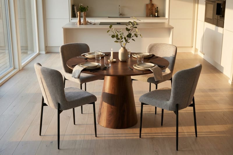 Siena Spisegruppe Rund 110 cm Valnøtt med 4 Elsie Spisestoler - Valnøtt/Lys Grå - Møbler - Bord - Spisegrupper