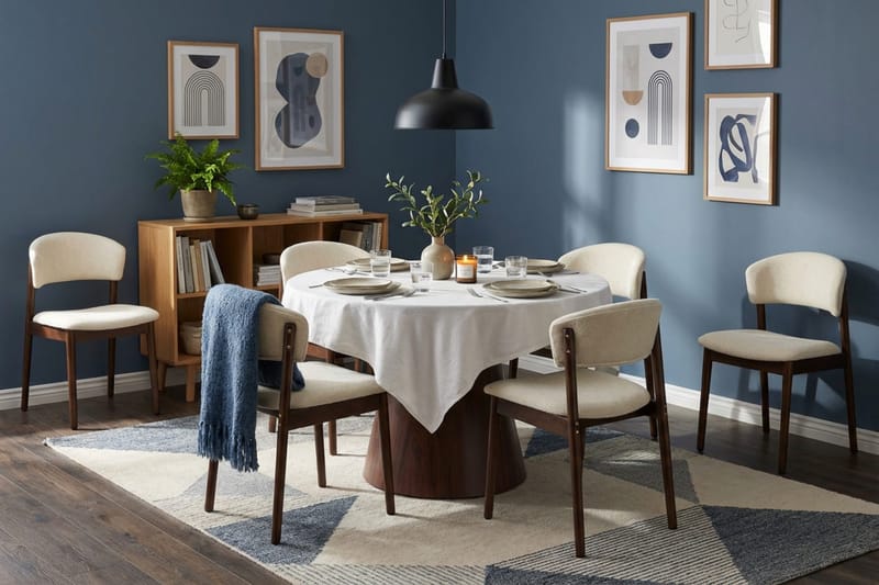 Siena spisegruppe rund 130 cm valnøtt med 6 Nala spisestoler - Valnøtt - Møbler - Bord - Spisegrupper