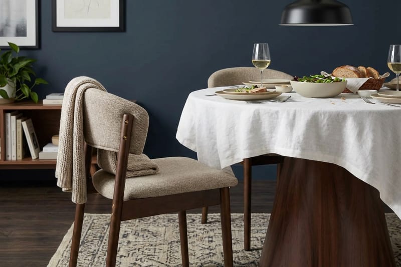 Siena spisegruppe rund 130 cm valnøtt med 6 Nala spisestoler - Valnøtt - Møbler - Bord - Spisegrupper