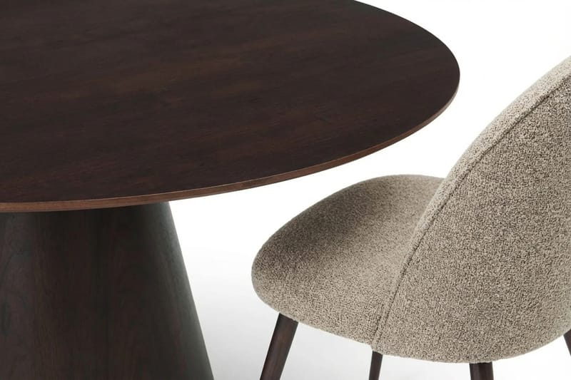 Siena spisegruppe rund 150 cm røkt eik med 6 Nibe Plus spisestoler - Røkt eik - Møbler - Bord - Spisegrupper