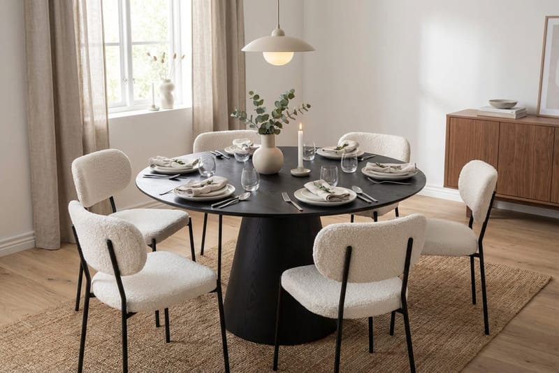 Siena Spisegruppe rund 150 cm Svart med 6 Gemmiano spisestoler - Svartbeiset eik - Møbler - Bord - Spisegrupper