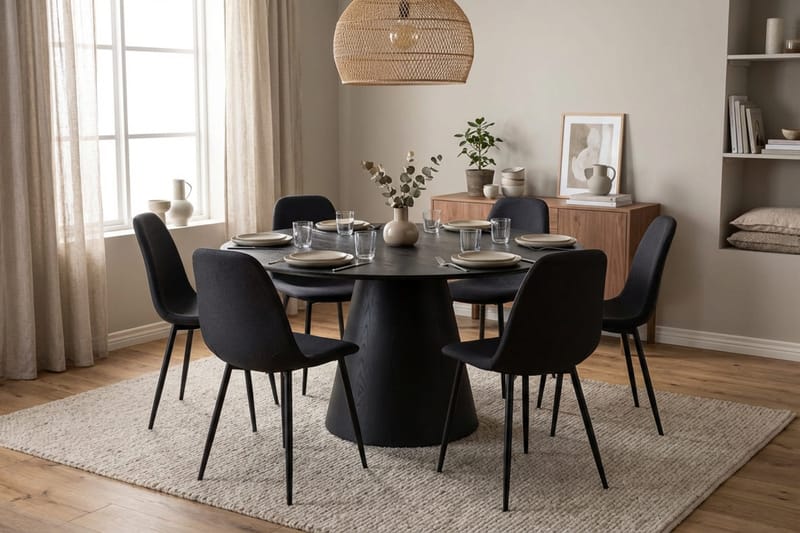 Siena spisegruppe rund 150 cm svart med 6 Nibe spisestoler - Svart - Møbler - Bord - Spisegrupper
