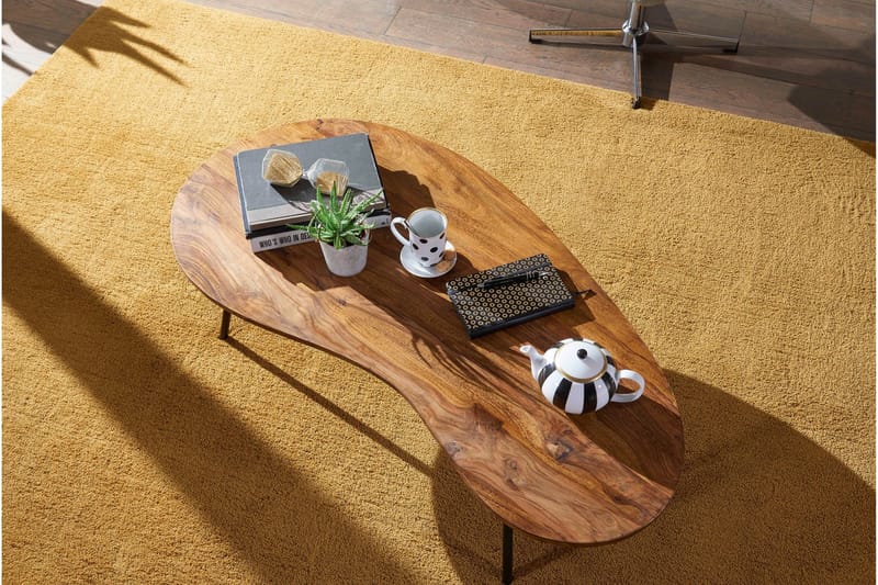 Fanks Sofabord 122 cm Njurformat - Massivt Tre/Svart - Møbler - Bord - Sofabord