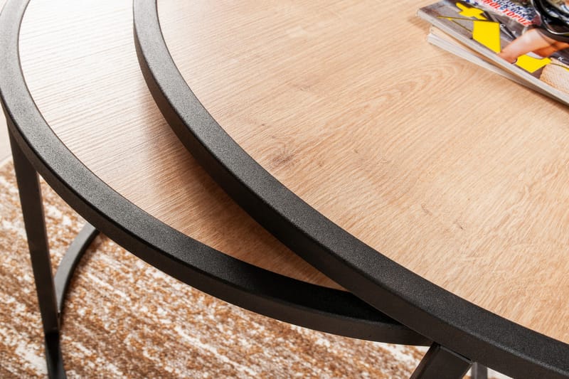 Hejde Settbord 80 cm Rundt 2 Bord - Lysebrun/Svart - Møbler - Bord - Sofabord