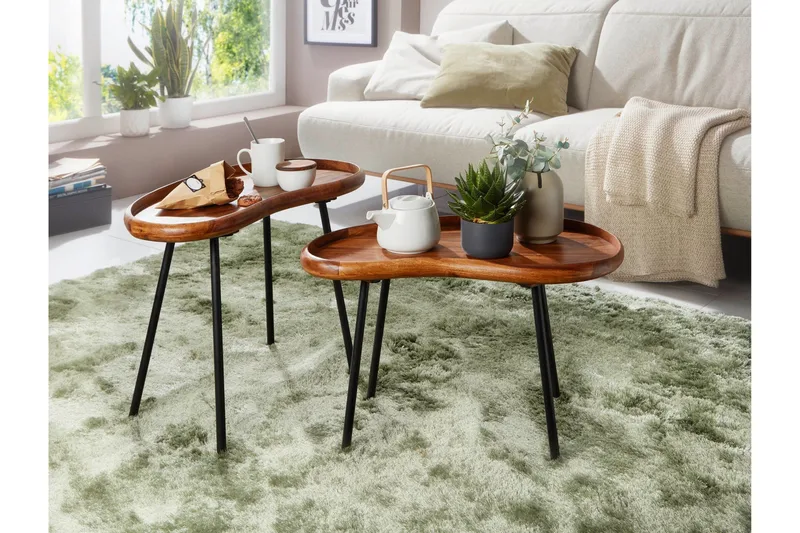 Mondry Sofabord 79 cm Njurformat - Massivt Tre/Svart - Møbler - Bord - Sofabord