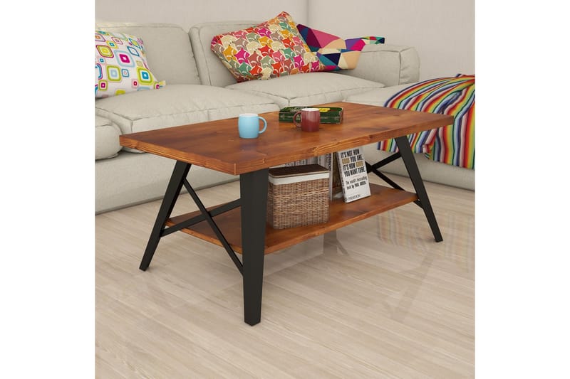Puqa Design Sofabord 98 cm med Oppbevaringshylle - Valnøttsbrun - Møbler - Bord - Sofabord