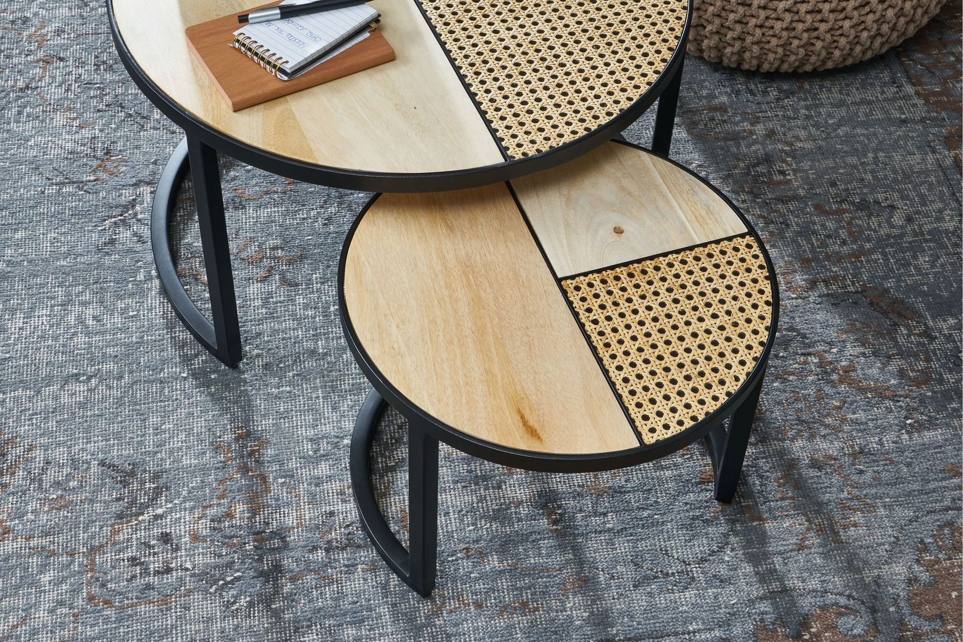 Willowdale Settbord 60 cm Rundt - Brun/Svart - Møbler - Bord - Sofabord