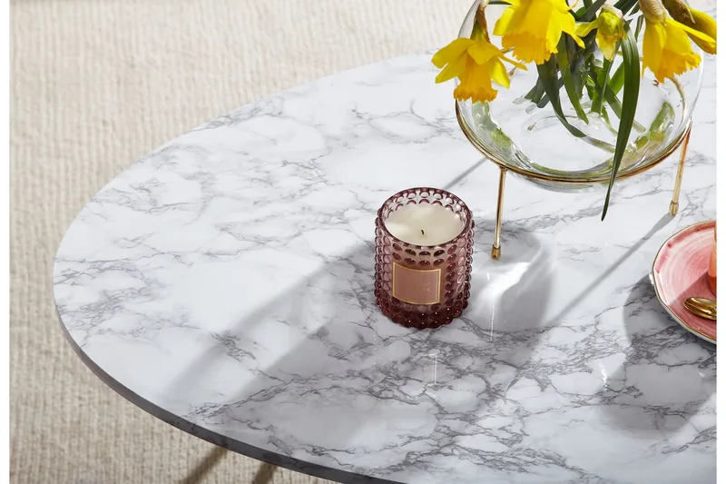 Willowdale Sofabord 120 cm Ovalt - Hvit/Gull - Møbler - Bord - Sofabord