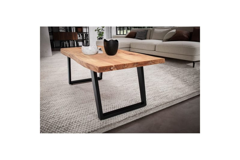 Sofabord Wohnling 120 cm heltre trekant rektangulær landstil Svart, vinklet løper - Svart, vinklet løper - Møbler - Bord - Sofabord