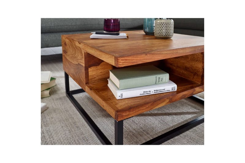 Sofabord Wohnling Massivt tre 60 cm kvadratisk med brett i landlig stil - Møbler - Bord - Sofabord