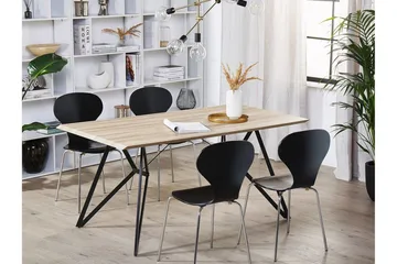 Buscot Spisebord 160 cm - Lyst Tre/Svart - Møbler - Bord - Spisebord & kjøkkenbord