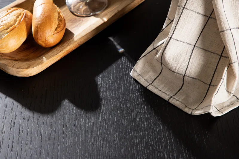 Copenhagen Spisebord 115 cm Rundt - Sort - Møbler - Bord - Spisebord & kjøkkenbord