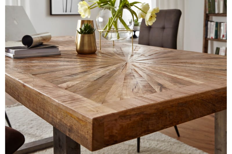 Gulshan Spisebord 200 cm - Brun/Sølv - Møbler - Bord - Spisebord & kjøkkenbord