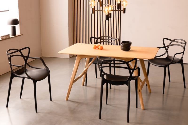 Jerup Spisebord - Kjøkkenbord 140 cm Eiketre - Brun - Møbler - Bord - Spisebord & kjøkkenbord