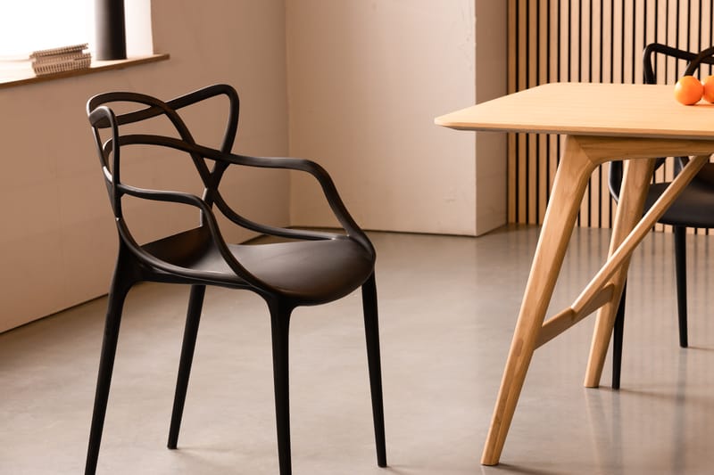 Jerup Spisebord - Kjøkkenbord 140 cm Eiketre - Brun - Møbler - Bord - Spisebord & kjøkkenbord