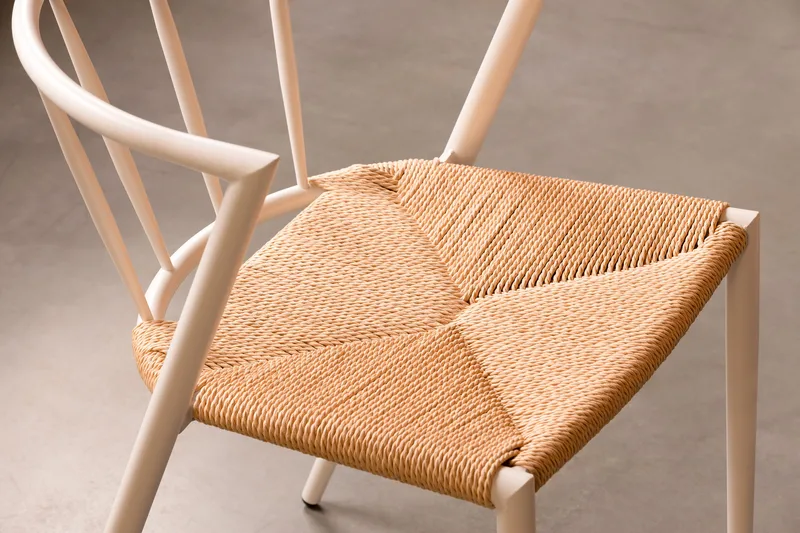 Kopparbo Rundt Spisebord 130 cm - Natur - Møbler - Bord - Spisebord & kjøkkenbord