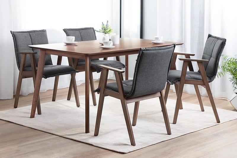 Mado Spisebord 150 cm - Tre / Natur - Spisebord & kjøkkenbord