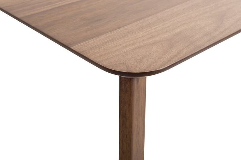 Mado Spisebord 150 cm - Tre / Natur - Møbler - Bord - Spisebord & kjøkkenbord
