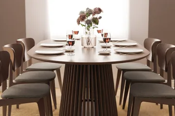 Peyra Ovalt Spisebord 200 cm for 6 personer Kjøkkenbord Massiv Valnøtt - Mørkebrunt / Tre - Møbler - Bord - Spisebord & kjøkkenbord