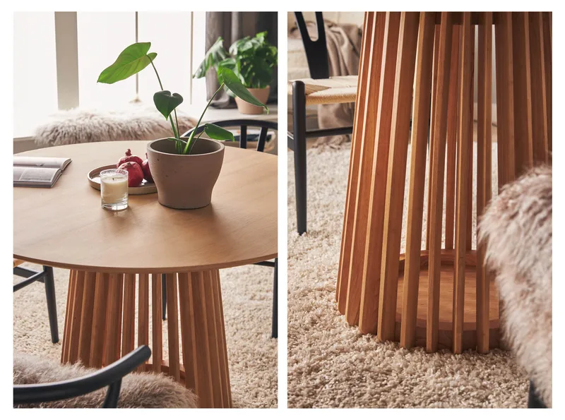 Peyra Spisebord 120 cm Rundt Eik - Natur - Møbler - Bord - Spisebord & kjøkkenbord