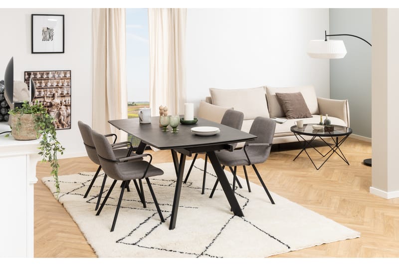 Renuka Spisebord 240x97 cm - Sort - Møbler - Bord - Spisebord & kjøkkenbord