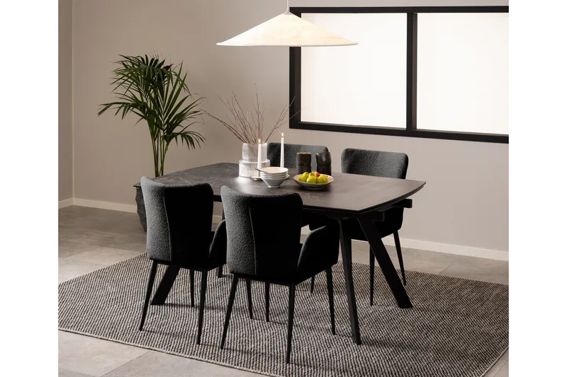 Renuka Spisebord 240x97 cm - Sort - Møbler - Bord - Spisebord & kjøkkenbord