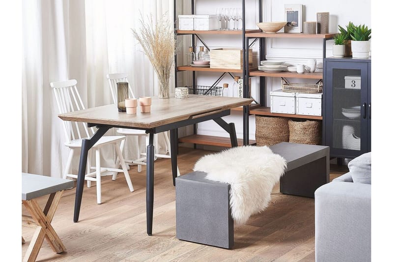 Semisa Spisebord 180 cm - Mørkebrun/Svart - Møbler - Bord - Spisebord & kjøkkenbord