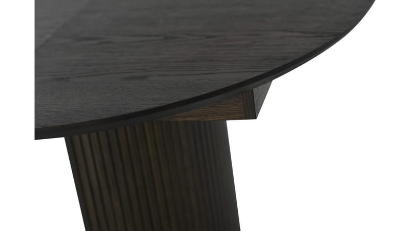 Spisebord Odmark 105 cm - Brunlakkert Eik - Møbler - Bord - Spisebord & kjøkkenbord