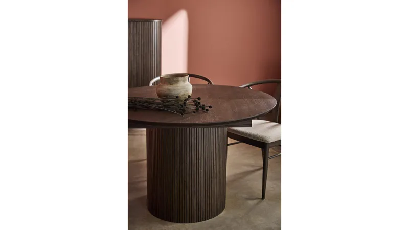 Spisebord Odmark 120 cm - Brunlakkert Eik - Møbler - Bord - Spisebord & kjøkkenbord