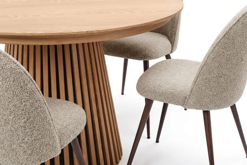 Spisegruppe Bark Peyra 120-220 cm Eik Greige bouclé/Metallben Valnøtt - Møbler - Bord - Spisegrupper