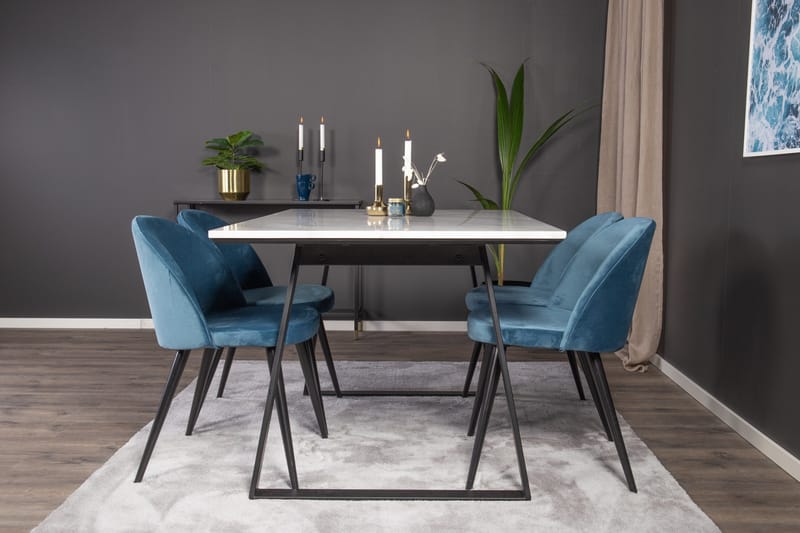 Spisegruppe Venture Home Estelle spisegruppe 140 cm rektangulær med 4 Velvet-stoler Svart/blå/hvit - Møbler - Bord - Spisegrupper